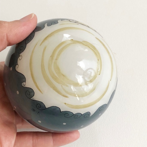 Ne'Qwa Art Glass HandPainted Globe Ornament Snowman Signed Diane Knott - Picture 7 of 9